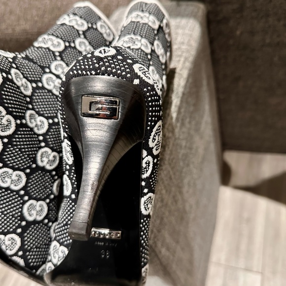 Gucci GG 75mm Knit Ankle Boots Size 7 - Picture 12 of 13